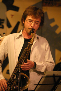 webassets/Yutaka_Handa_Musician_Japan_POPPMusic.net_Sax1_Japan.jpg